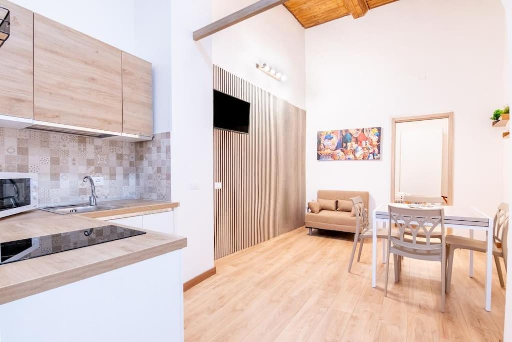 Cappuccini 62 House Apartment ปาแลร์โม ภายนอก รูปภาพ