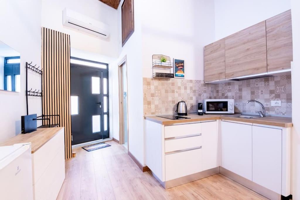Cappuccini 62 House Apartment ปาแลร์โม ภายนอก รูปภาพ
